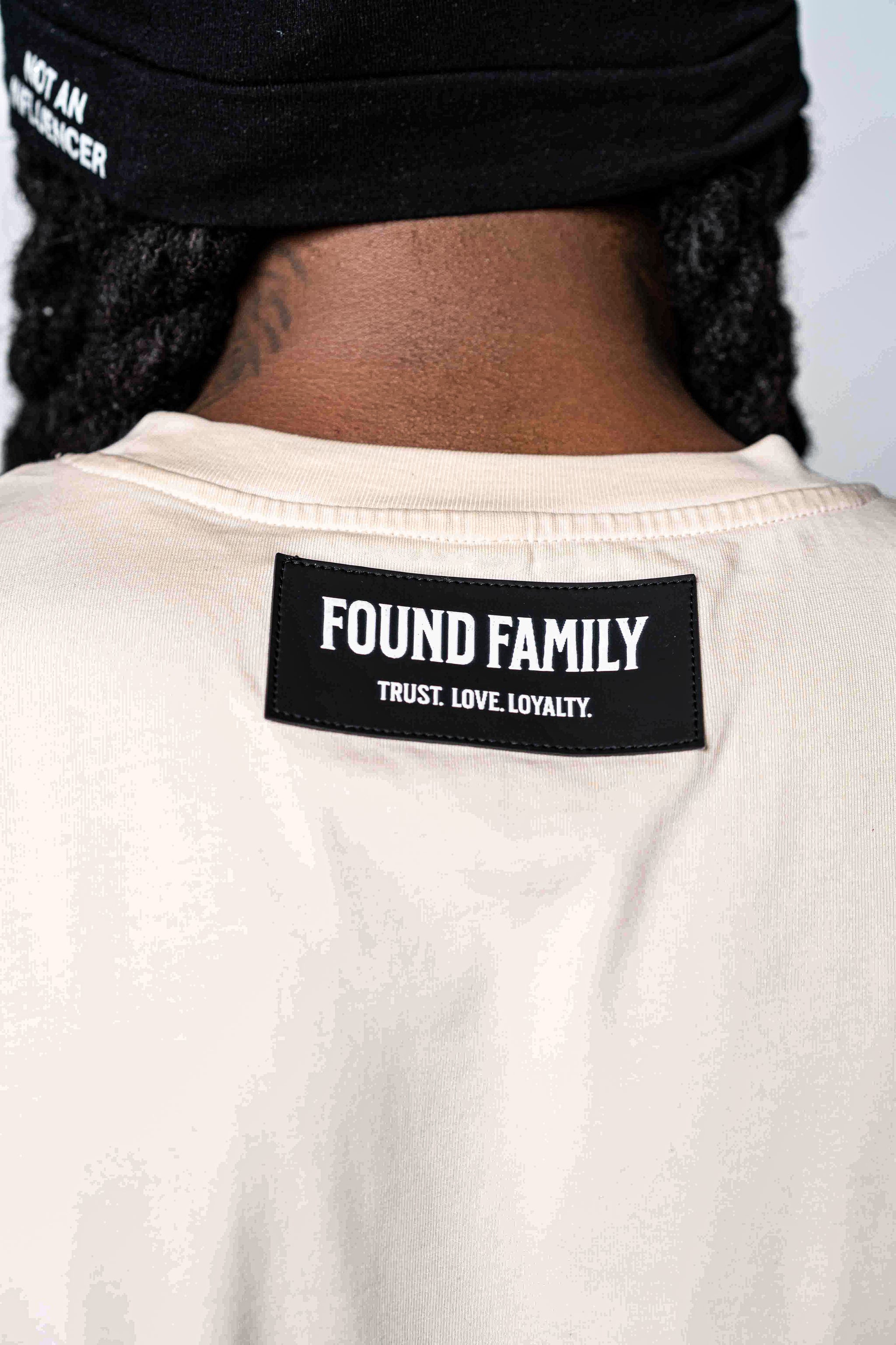 ”OFF WHITE” Sleeveless Tee