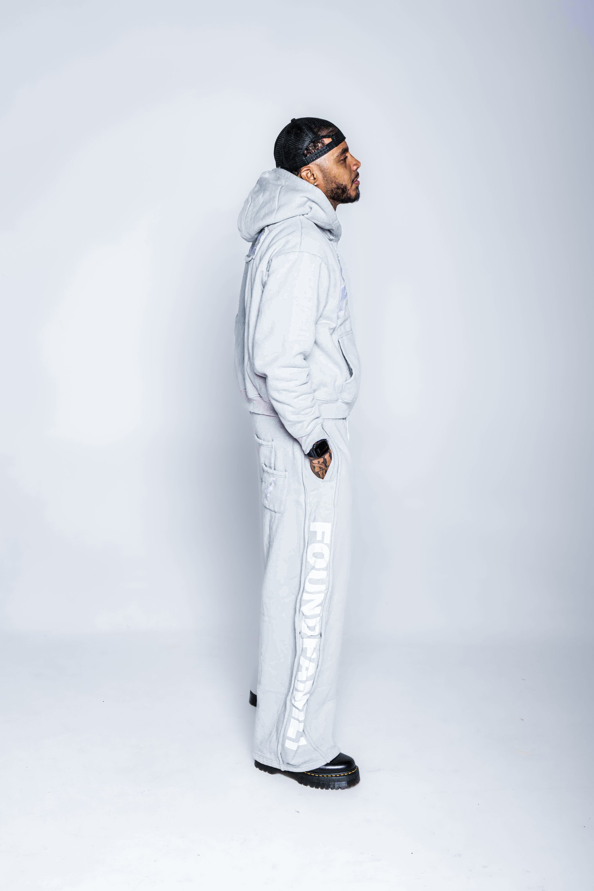 Moon Grey "FF" Barrel Pants
